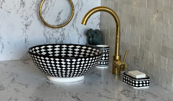 Fait main Vasque à poser en céramique noire et blanche – Design géométrique | Lavabo salle de bain artisanal – 40 cm – Image 7